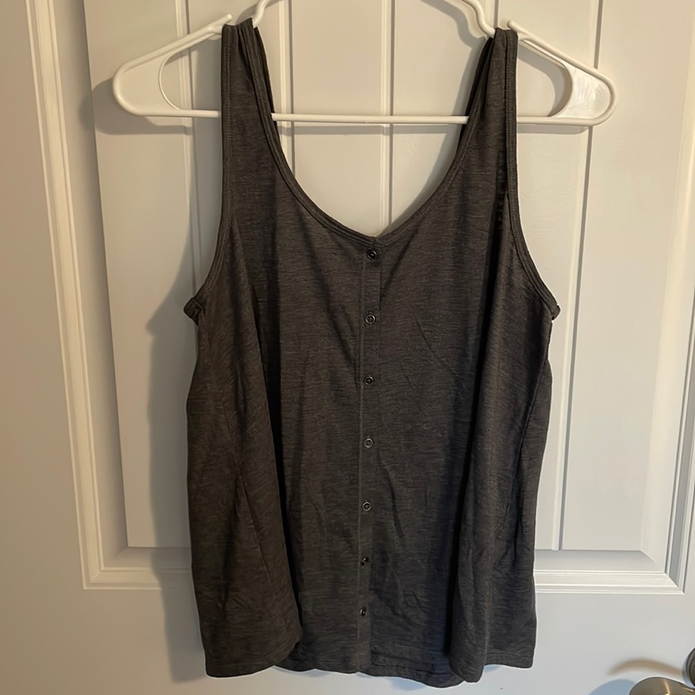 Juniors tank top